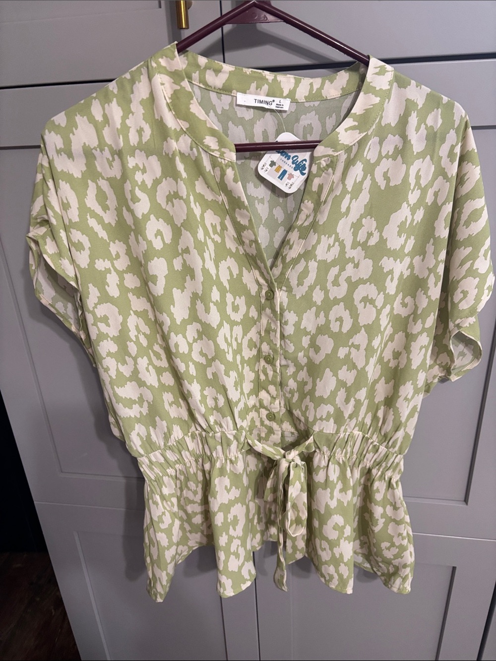 NWT Timing Kenzie Blouse